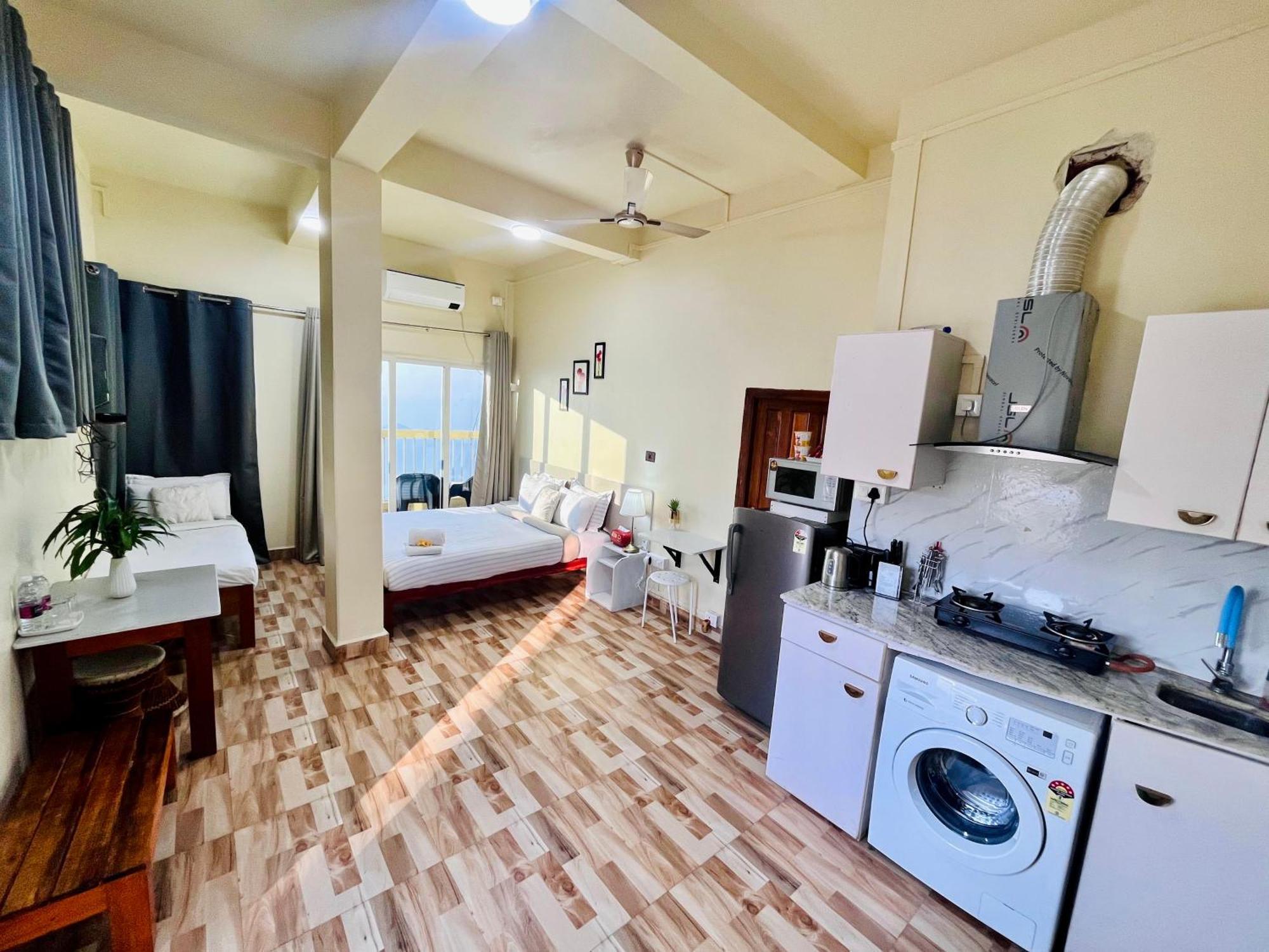 Aizawl Guest House Apartments Екстер'єр фото