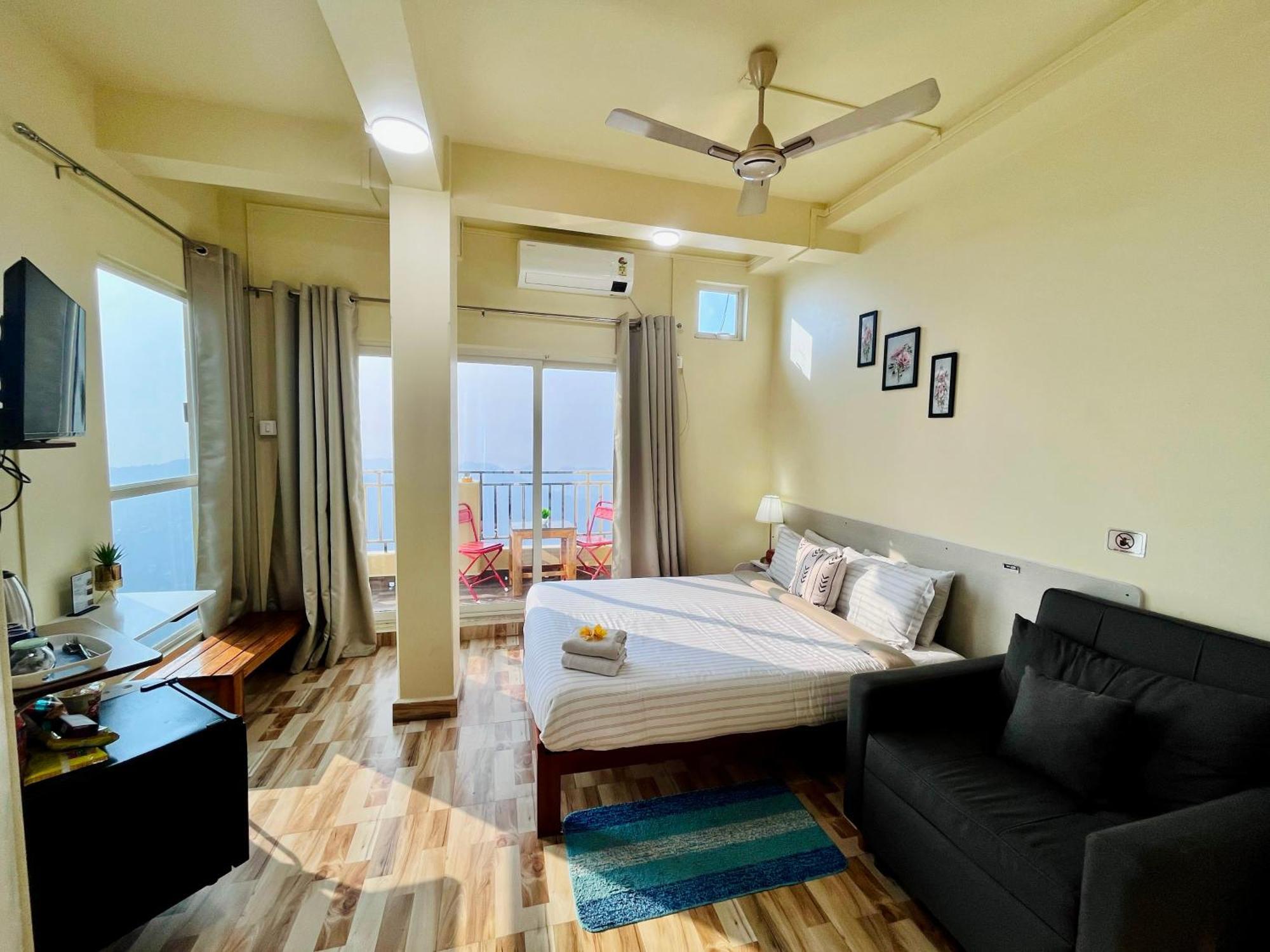 Aizawl Guest House Apartments Екстер'єр фото