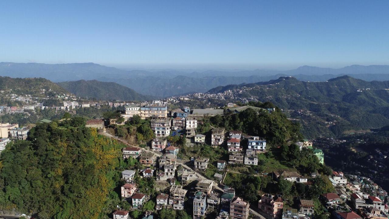 Aizawl Guest House Apartments Екстер'єр фото